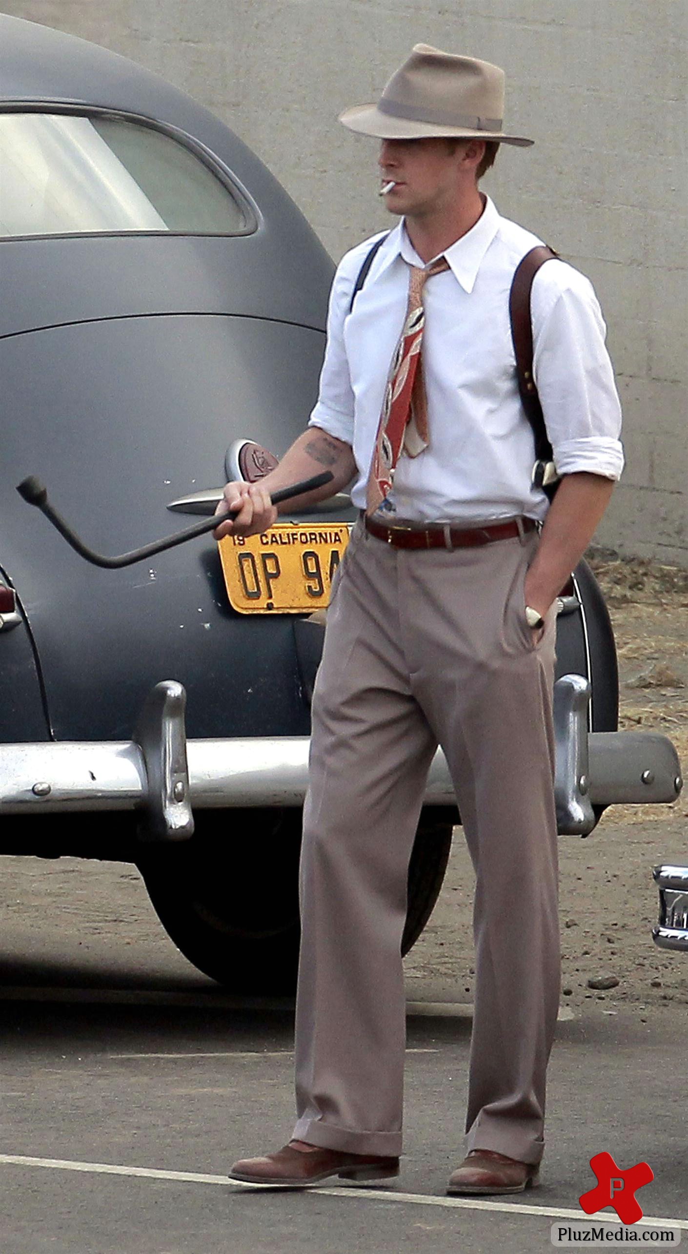 Ryan Gosling on the set of his new movie 'The Gangster Squad' photos | Picture 78999